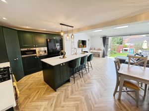 Kitchen- click for photo gallery
